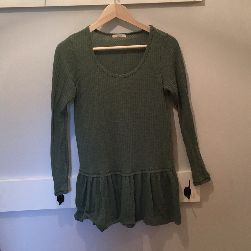 Women’s top - size M